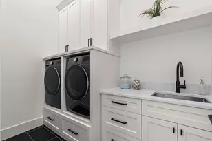 504 N Maple St, Chaska, MN 55318 - Photo 29