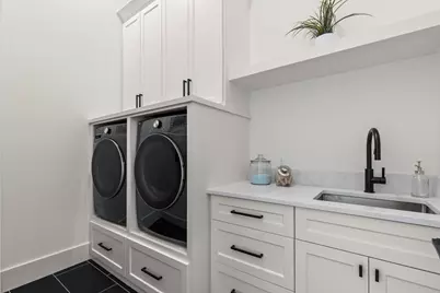 504 N Maple Street, Chaska, MN 55318 - Photo 29