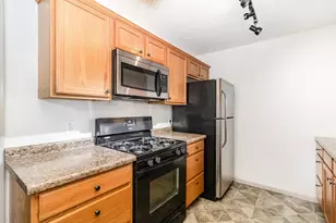 1601 N Innsbruck Dr NE, Fridley, MN 55432 - Photo 5