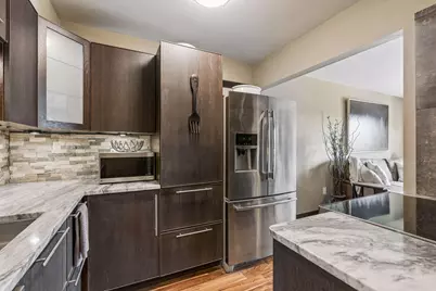 3155 Old Highway 8 #306, Roseville, MN 55418 - Photo 11