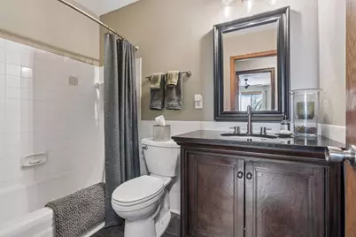 3155 Old Highway 8 #306, Roseville, MN 55418 - Photo 17