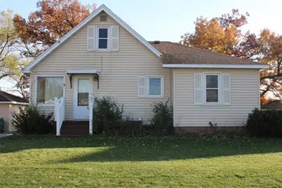 1802 10th Place NE, Austin, MN 55912 - Photo 1