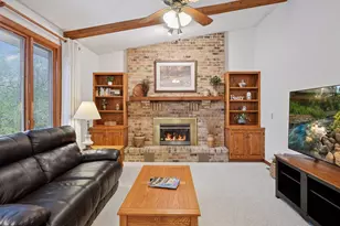 285 Wedgewood Ln N, Plymouth, MN 55441 - Photo 25