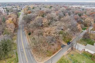 285 Wedgewood Ln N, Plymouth, MN 55441 - Photo 61