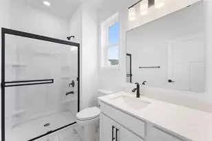 1836 Royal Blvd N, Lake Elmo, MN 55016 - Photo 9