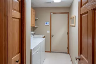 17213 Rogers Rd, Eden Prairie, MN 55347 - Photo 19