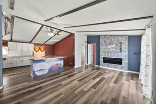 7436 West Cir NE, Fridley, MN 55432 - Photo 9