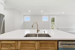 2563 Clubhouse Dr, Lake City, MN 55041 - Photo 23