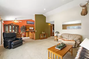 1055 Johnson Pl SE, Owatonna, MN 55060 - Photo 9