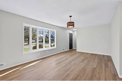 11201 Maryland Avenue N, Champlin, MN 55316 - Photo 7