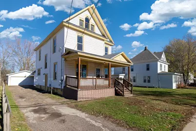 207 12th Avenue W, Menomonie, WI 54751 - Photo 3