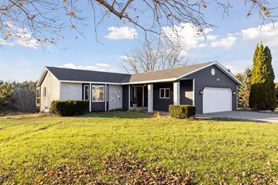 892 Trail 12, Hudson, WI 54016 - Photo 5