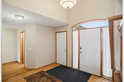 10248 Washington Court NE, Blaine, MN 55434 - Photo 5