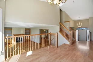 10248 Washington Ct NE, Blaine, MN 55434 - Photo 9