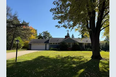 4 Dorset Road, Mendota Heights, MN 55118 - Photo 1