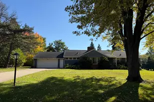 4 Dorset Rd, Mendota Heights, MN 55118 - Photo 1