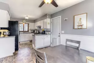 1355 Sycamore St, River Falls, WI 54022 - Photo 9