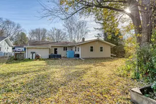 1355 Sycamore St, River Falls, WI 54022 - Photo 35