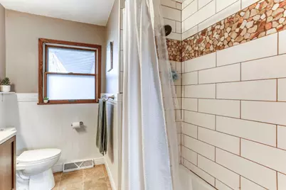 1355 Sycamore Street, River Falls, WI 54022 - Photo 17