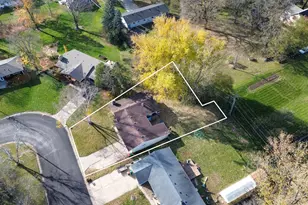 1355 Sycamore St, River Falls, WI 54022 - Photo 3