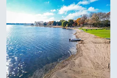 9225 Lake Boulevard, Chisago City, MN 55013 - Photo 7