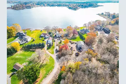 9225 Lake Boulevard, Chisago City, MN 55013 - Photo 3