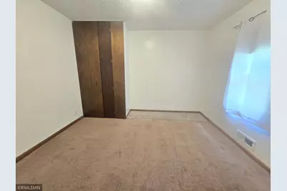 1694 Laurie Road E, Maplewood, MN 55109 - Photo 11