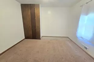 1694 Laurie Rd E, Maplewood, MN 55109 - Photo 11