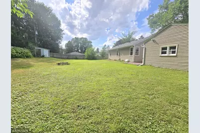 1694 Laurie Road E, Maplewood, MN 55109 - Photo 21