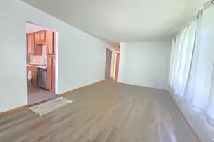 1694 Laurie Rd E, Maplewood, MN 55109 - Photo 5