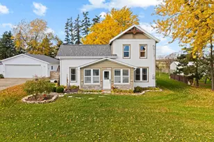 2032 Wabasha Ave, Saint Charles, MN 55972 - Photo 1