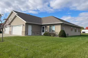 109 Brittany Way SE, Grand Meadow, MN 55936 - Photo 1