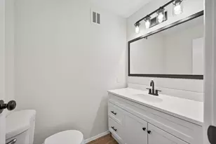 181 Little Canada Rd E, Little Canada, MN 55117 - Photo 13