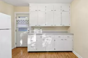 416 Stryker Ave, Saint Paul, MN 55107 - Photo 13