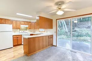 1580 E Division St, River Falls, WI 54022 - Photo 9