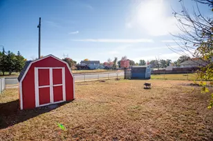 348 Columbine Ln, Shakopee, MN 55379 - Photo 41