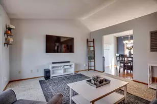 348 Columbine Ln, Shakopee, MN 55379 - Photo 11