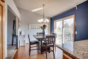 348 Columbine Ln, Shakopee, MN 55379 - Photo 7