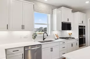 1808 Marsh Vw Ter, Shakopee, MN 55379 - Photo 7