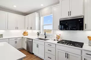 1808 Marsh Vw Ter, Shakopee, MN 55379 - Photo 5