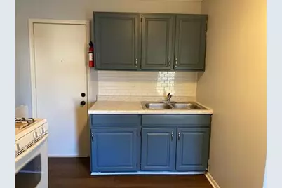 893 Jenks Avenue, Saint Paul, MN 55106 - Photo 9