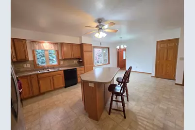 305 Rock River Drive, Edgerton, MN 56128 - Photo 3