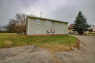 1715 Nokomis St, Alexandria, MN 56308 - Photo 3
