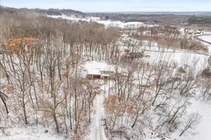 214 Madison Cir, Hudson, WI 54016 - Photo 5