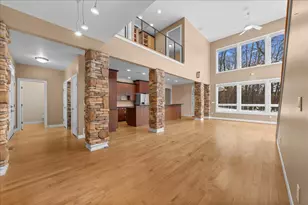 214 Madison Cir, Hudson, WI 54016 - Photo 3