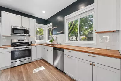 113 Van Buren Avenue S, Hopkins, MN 55343 - Photo 7