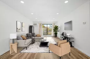 205 Barry Ave S, Wayzata, MN 55391 - Photo 9