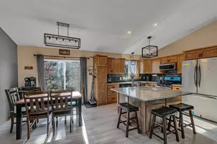 506 Oak Pond Dr, Sartell, MN 56377 - Photo 3