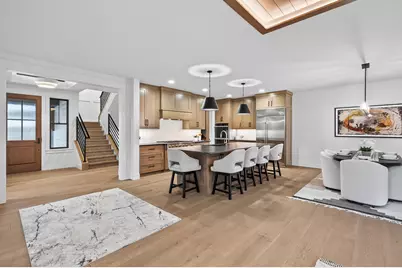 641 Park Street E, Wayzata, MN 55391 - Photo 25