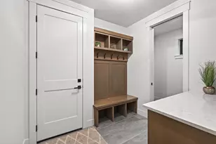 641 Park St E, Wayzata, MN 55391 - Photo 95